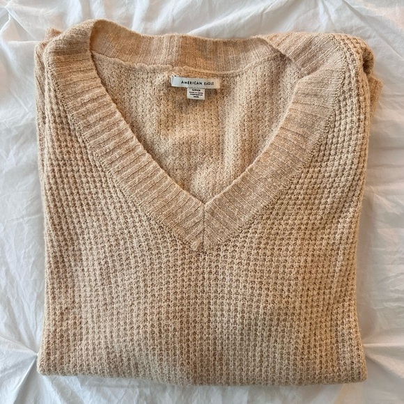 American Eagle Outfitters Sweaters - American Eagle Tan V-Neck Waffle Sweater Size S